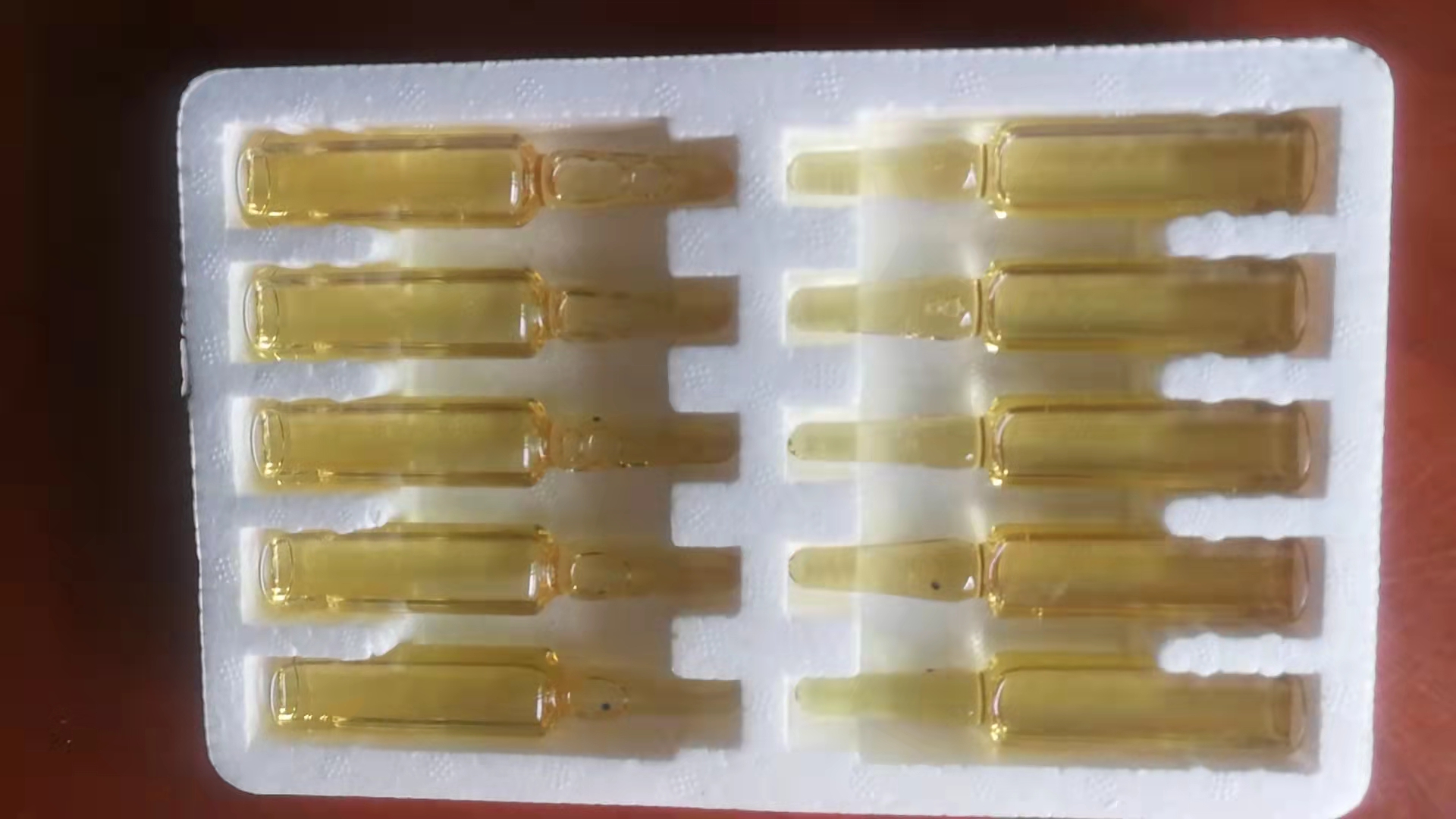 熱毒消炎康注射液，獨特的進口增效因子組方對各種動物熱毒炎癥注射后快速見效，注射一次就搞定的獸醫常備殺手锏王牌級別藥物