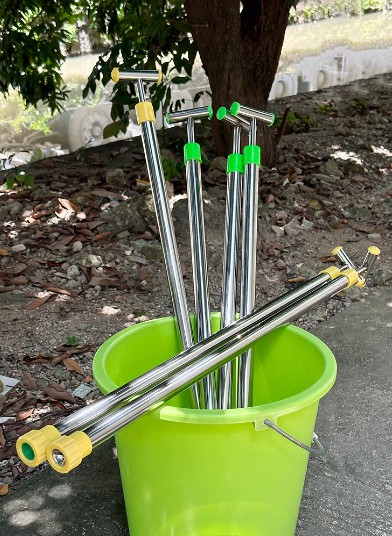 家用農(nóng)用打藥噴霧器噴槍消毒園藝澆花不銹鋼拉桿手動抽拉式水槍